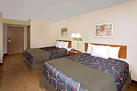 2 Queen Beds Non-Smoking