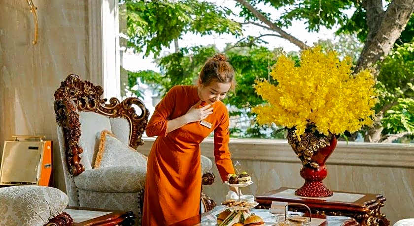 Riverside Hotel Quang Binh