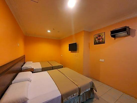 Highway Budget Hotel