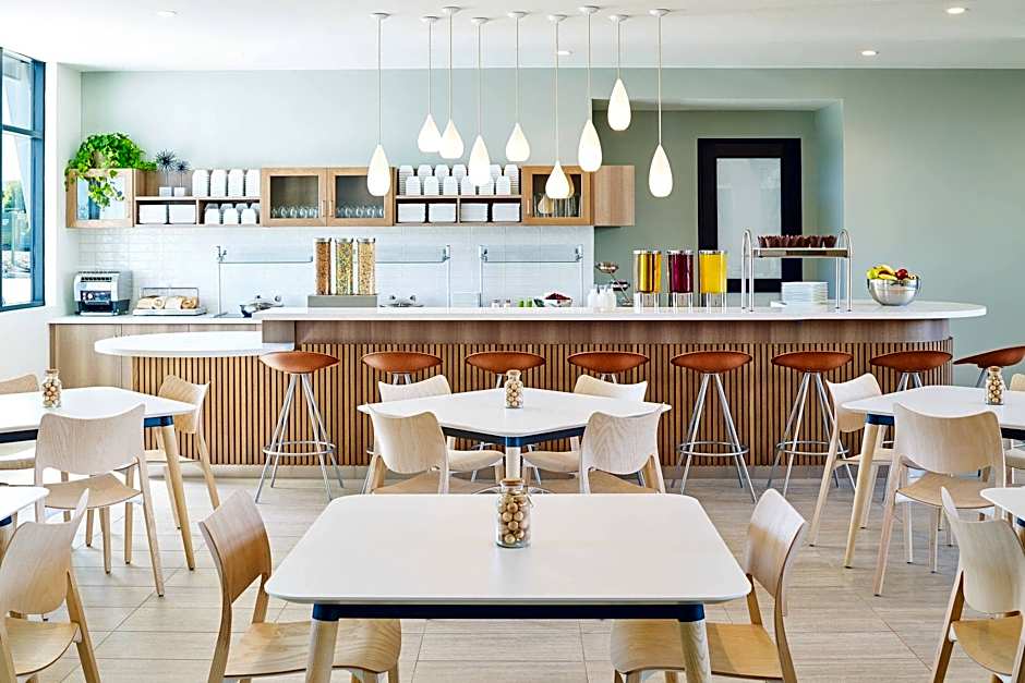 Element West Des Moines