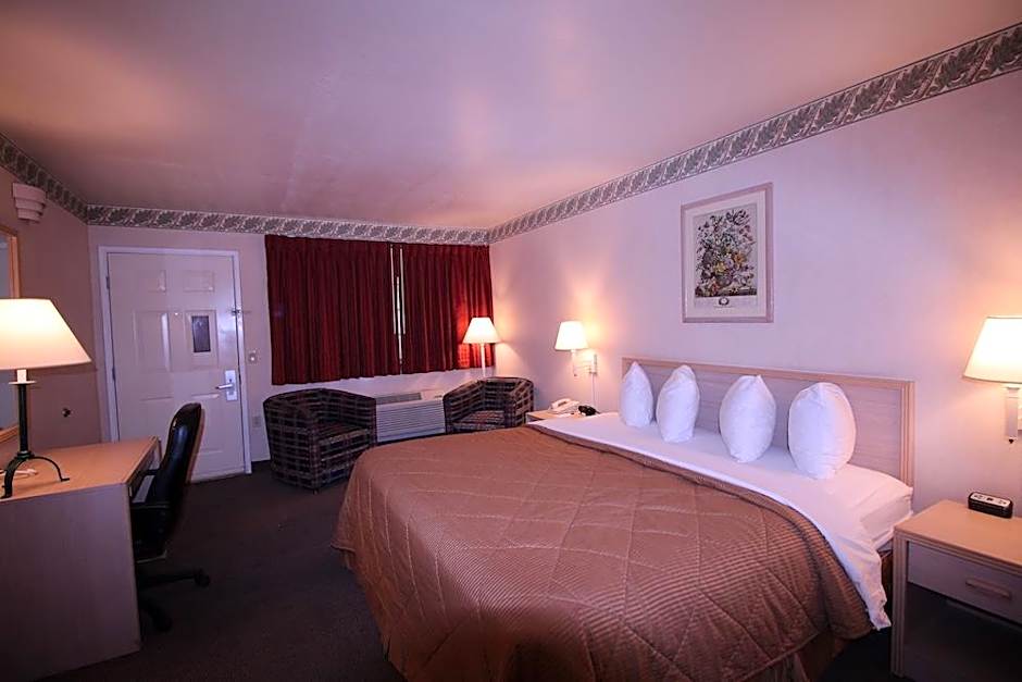 Days Inn by Wyndham Safford, AZ