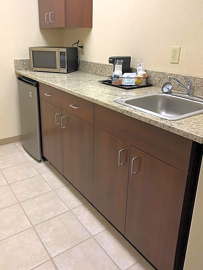 Quality Inn & Suites Prestonsburg next to Mountain Arts Center