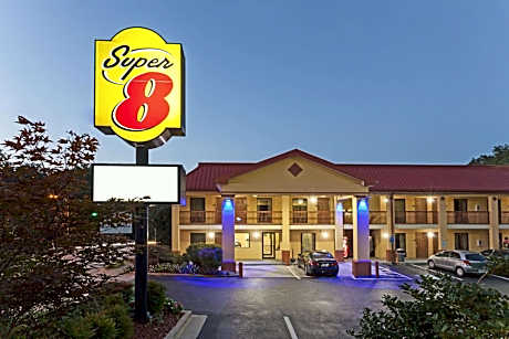 Super 8 by Wyndham Decatur/Dntn/Atlanta Area