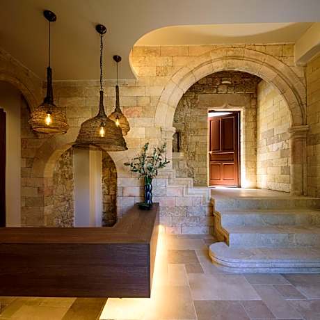 Arthur Suites in Old Town