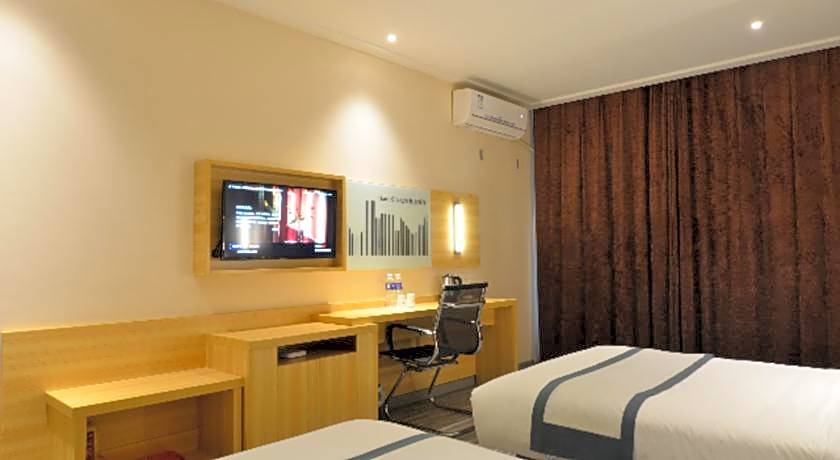 City Comfort Inn Huanggang Qichun Exhibition Center