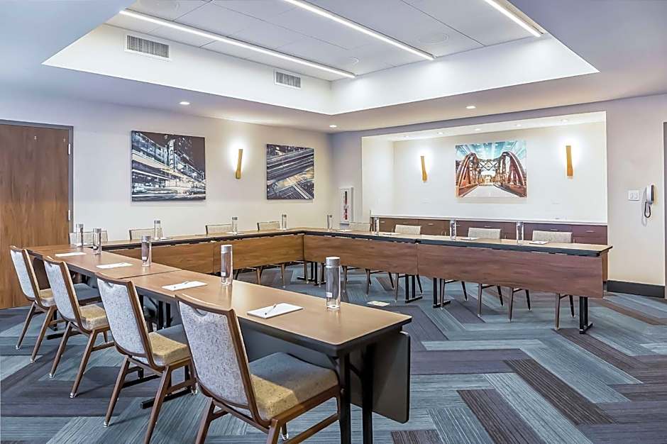 Hampton Inn By Hilton & Suites Bridgeview Chicago, Il
