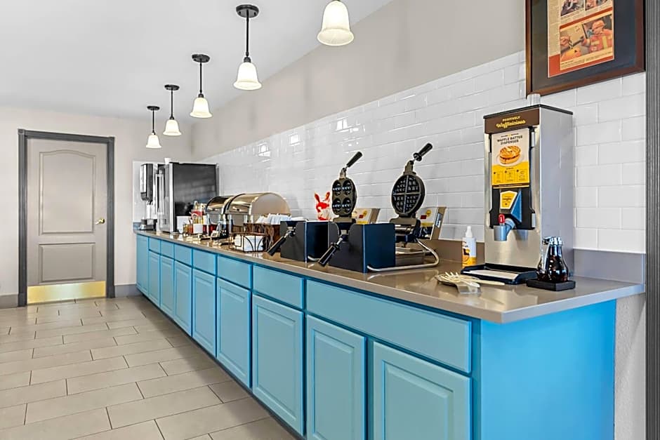 Country Inn & Suites by Radisson Kenosha - Pleasant Prairie