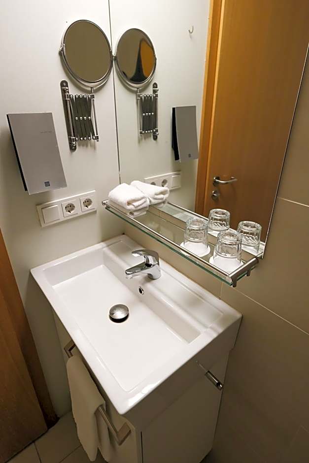 Hotel Laki
