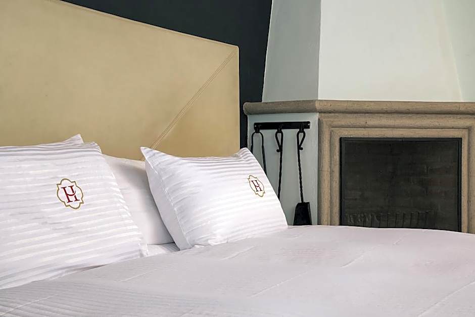 Hacienda del Lago Boutique Hotel