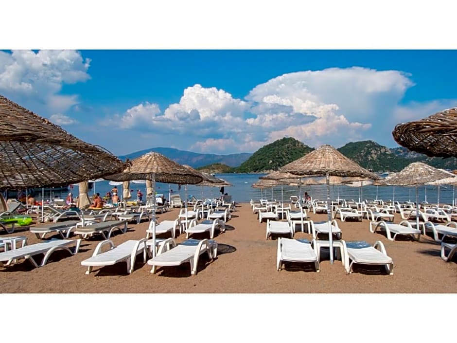 Munamar Beach Residence