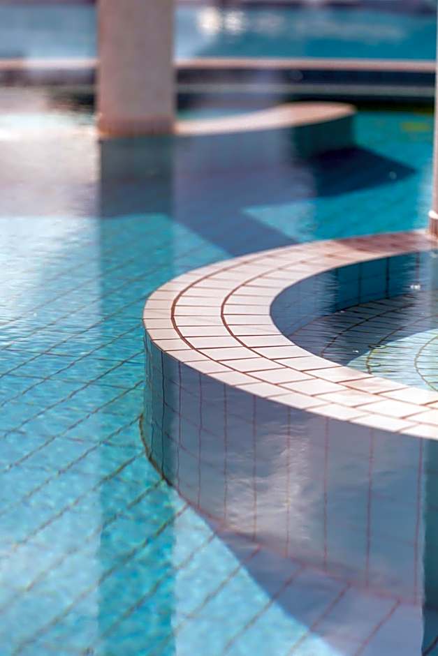 Hunguest Szeged - ex Forrás