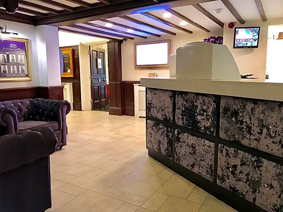 De Rougemont Manor Hotel