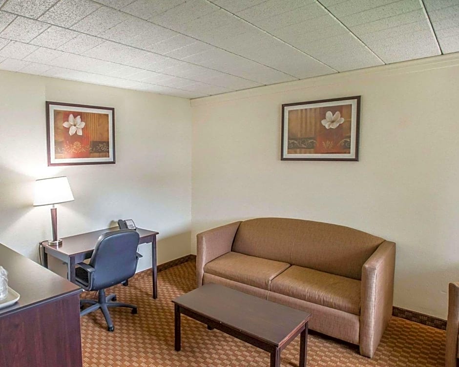 Econo Lodge Inn & Suites Shamokin Dam - Selinsgrove