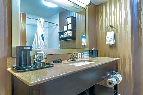 2 Queen Beds Nonsmoking