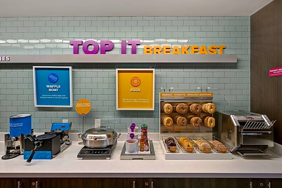 Tru by Hilton Mooresville, NC