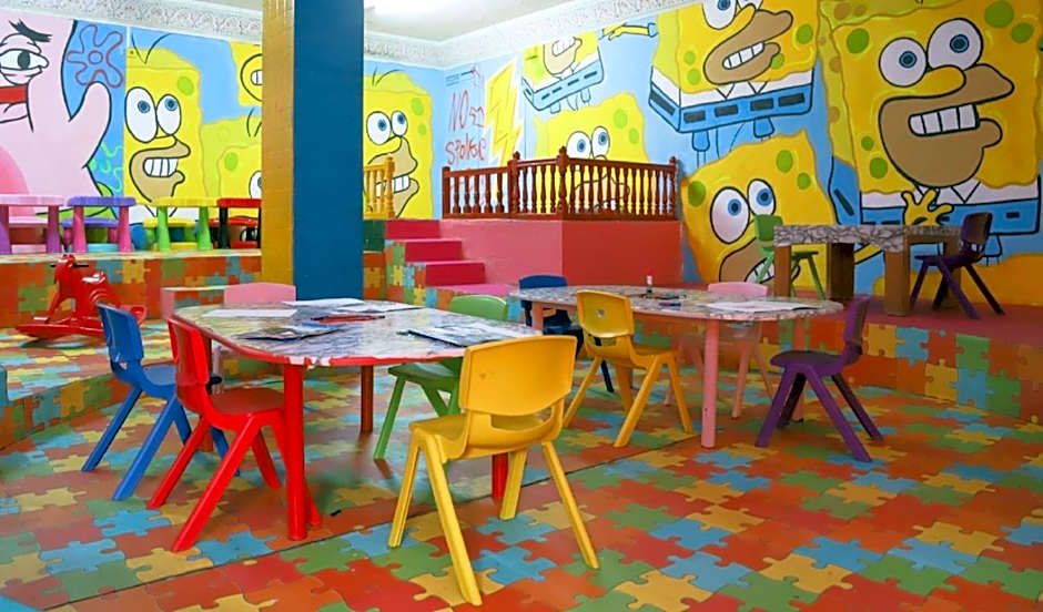 Hotel Marabout - Families and Couples Only