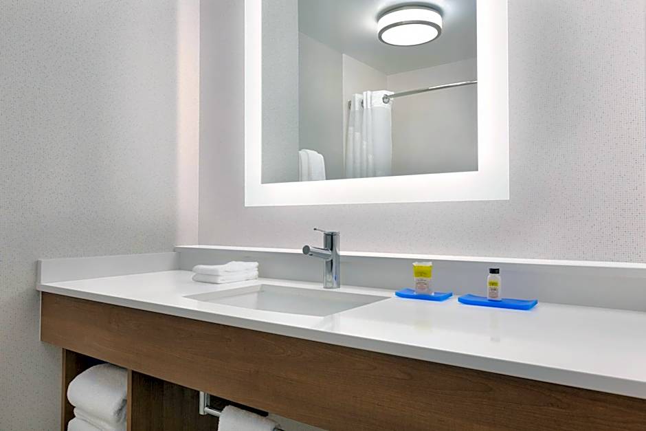 Holiday Inn Express Hotel & Suites Merced By IHG