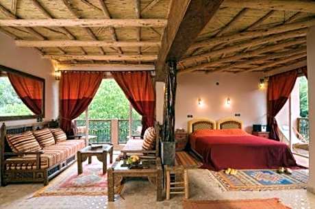 Deluxe Double or Twin Room with Balcony