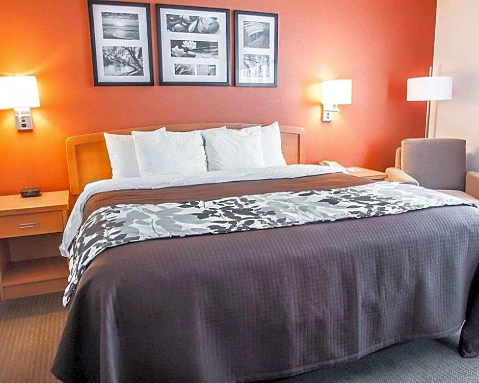 Sleep Inn & Suites Lake Of The Ozarks