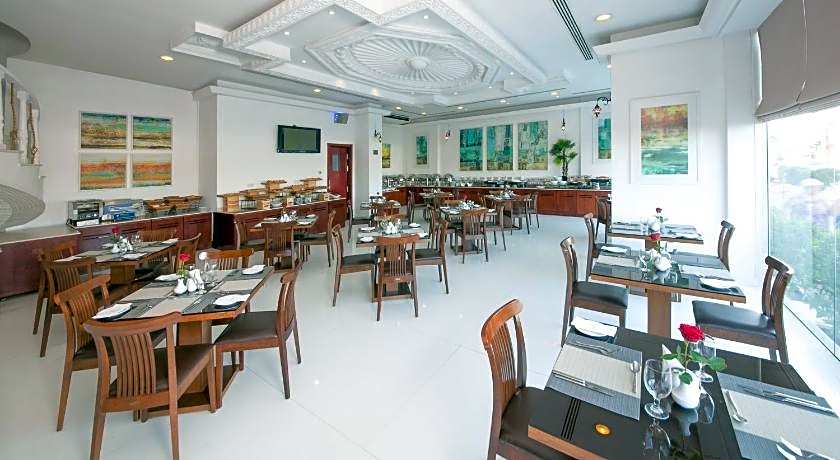 Ramada Beach Hotel Ajman