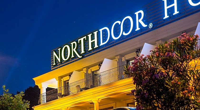 Northdoor Hotel