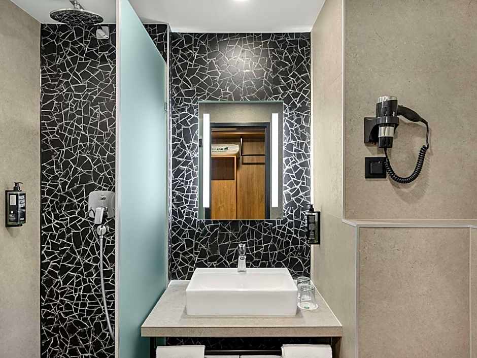 Ibis Budapest Heroes Square Hotel