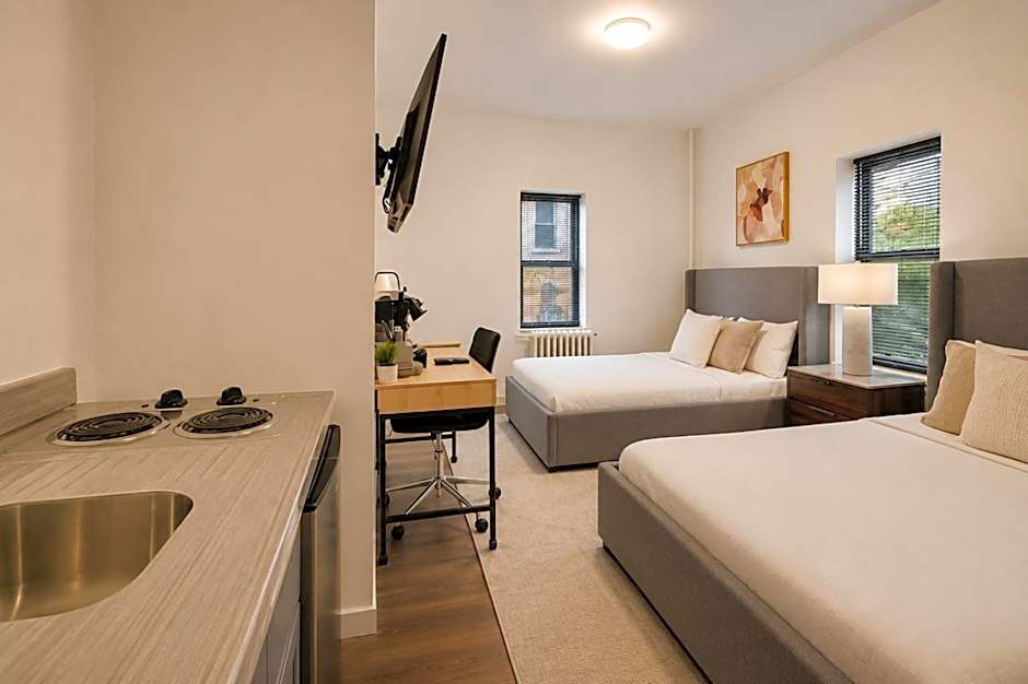 Bay Ridge ApartHotel
