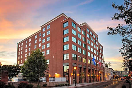 Residence Inn by Marriott Norwalk