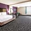 La Quinta Inn & Suites by Wyndham Dallas Plano - The Colony