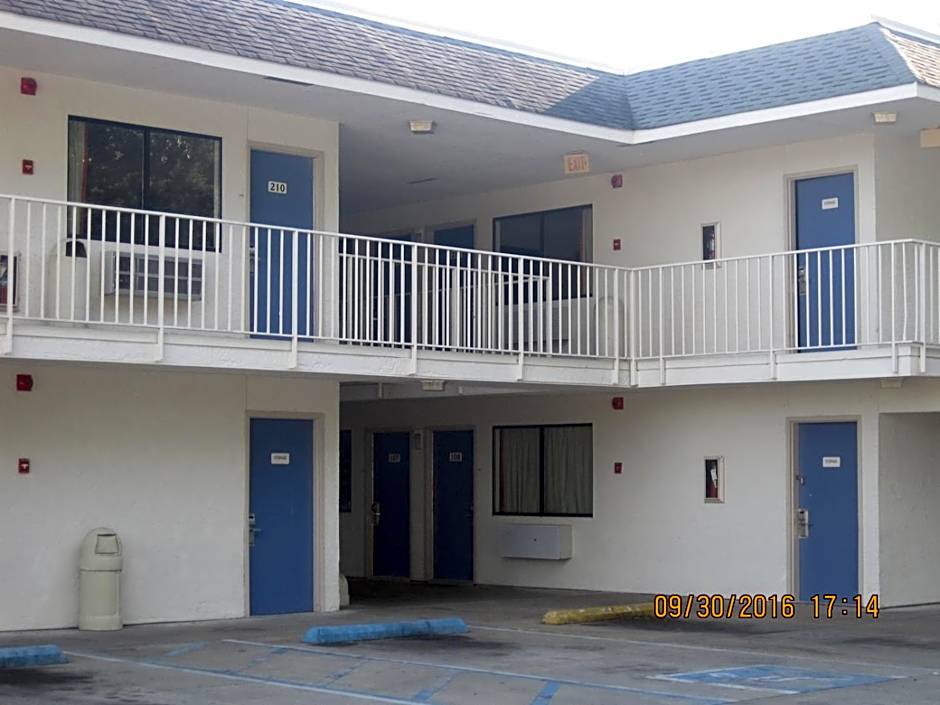 Motel 6-Bessemer, AL - Birmingham