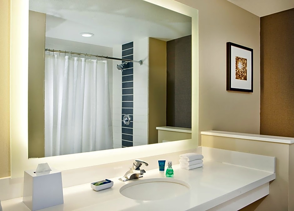 DoubleTree by Hilton Las Vegas East Flamingo