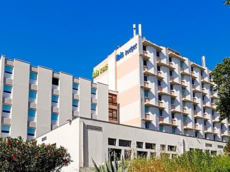 Ibis Budget Arles Palais Des Congres