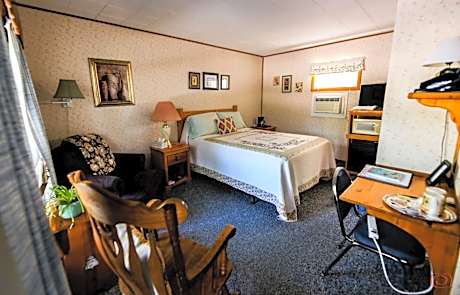 Queen Room