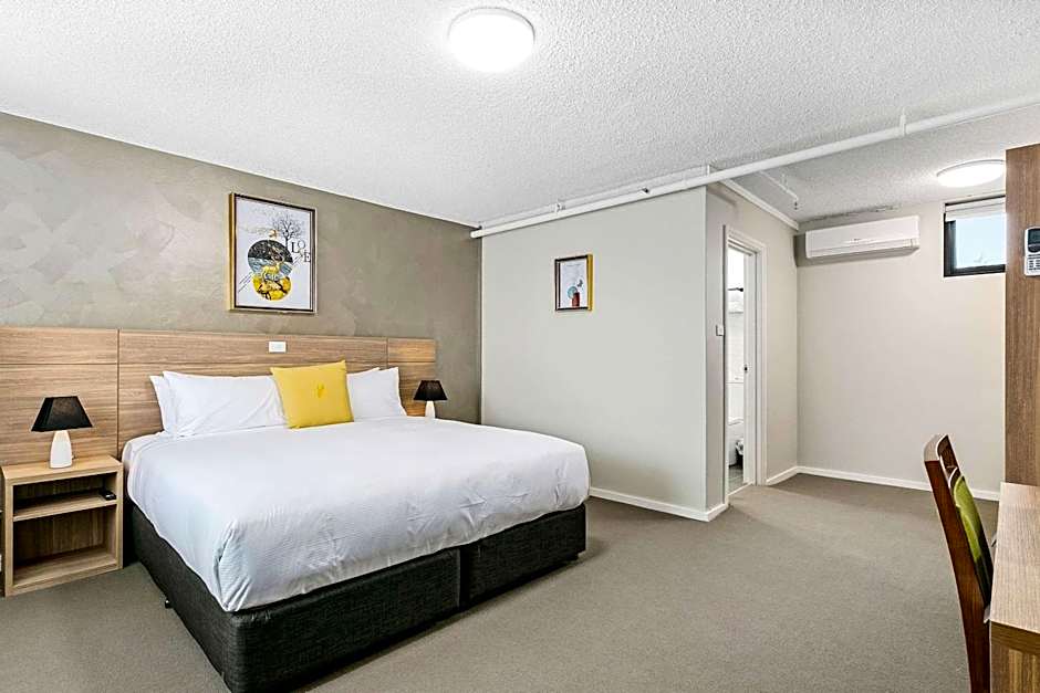 Quality Inn Sunshine Haberfield