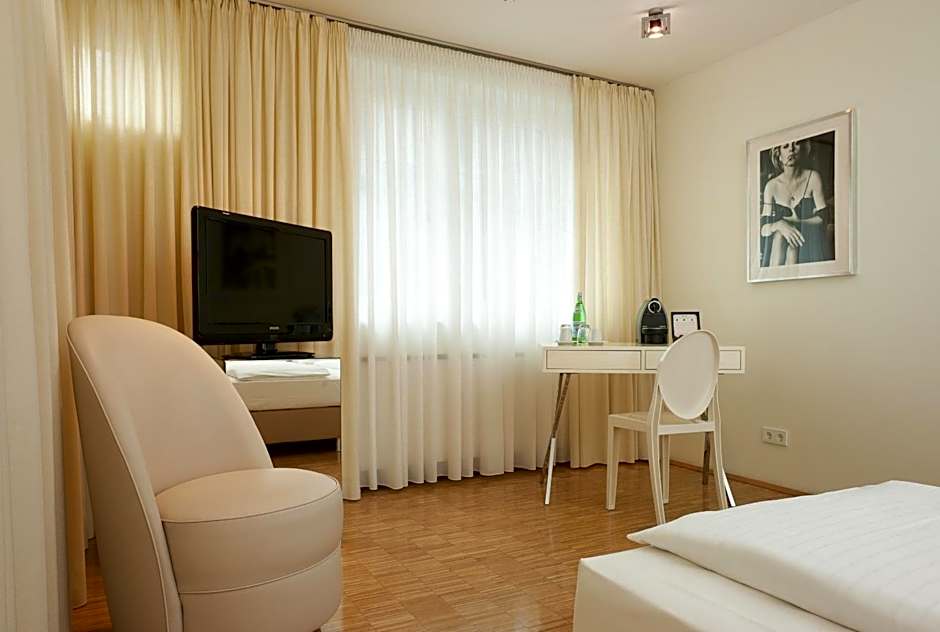 Hotel Santo