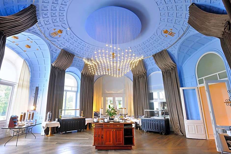 Hotel Royal