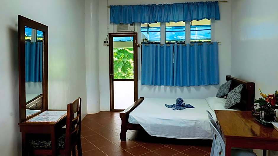 Mirisbiris Garden and Nature Center