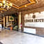 Ciner Hotel