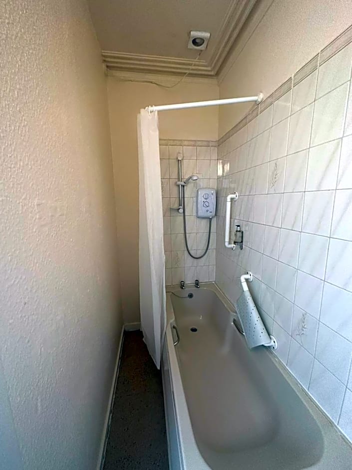 Mackay's Spa Lodge Hotel