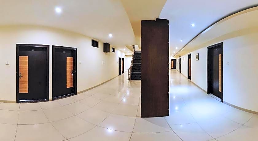 Regal Hotel