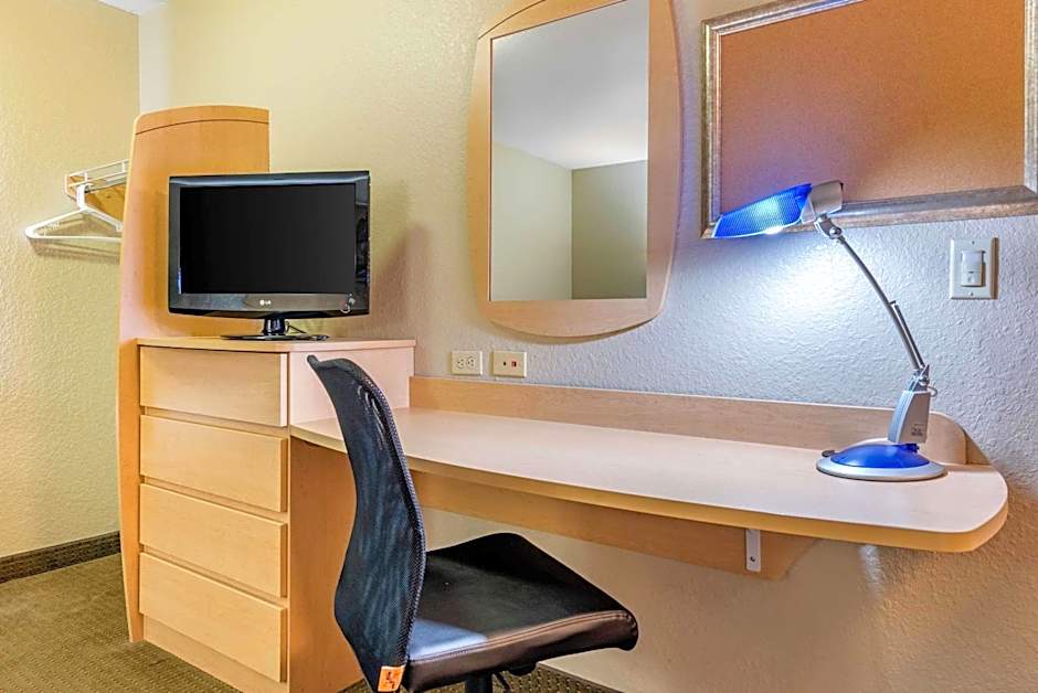 Birch Hill Suites - South Bend