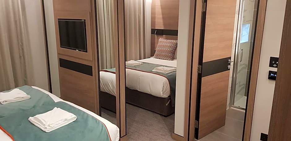 Merit Kensington Hotel