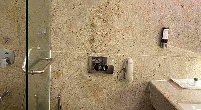 Fortune Pandiyan Hotel