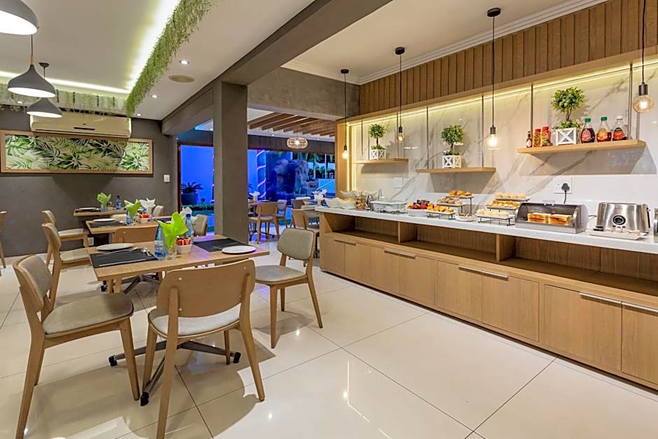 The Cycad Lodge & Chalets