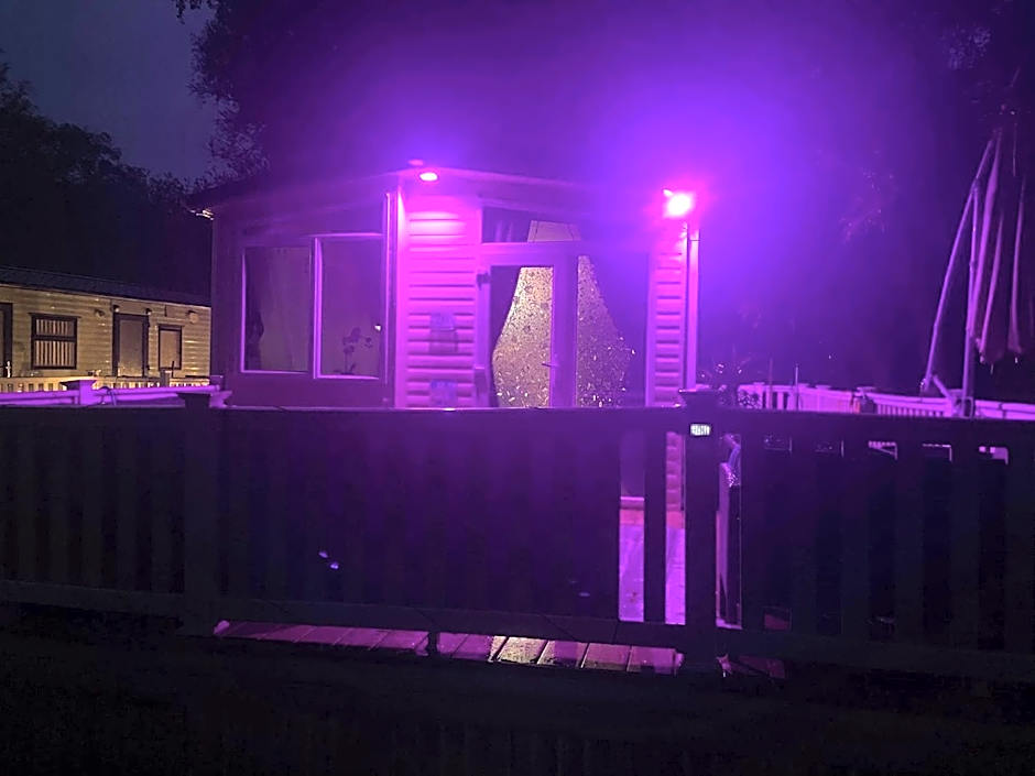 Luxury Holiday Home Happiness at Tattershall lake#