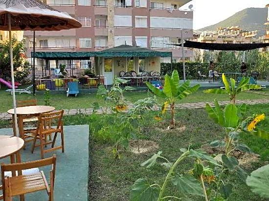 Kleopatra Royal Palm Hotel