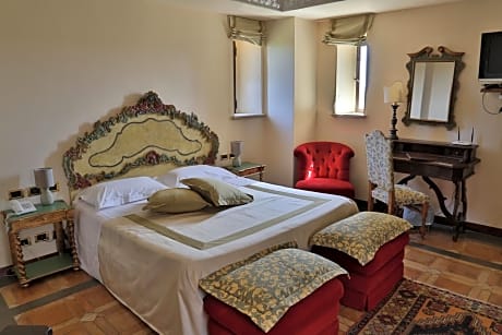 Master Suite - Tower