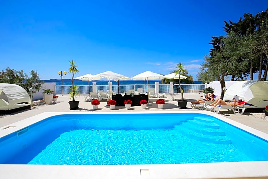 Villa Triana-Adults Only