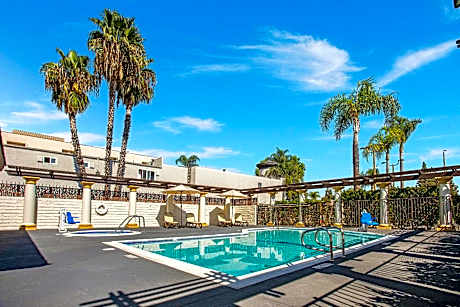 Stanford Inn And Suites Anaheim