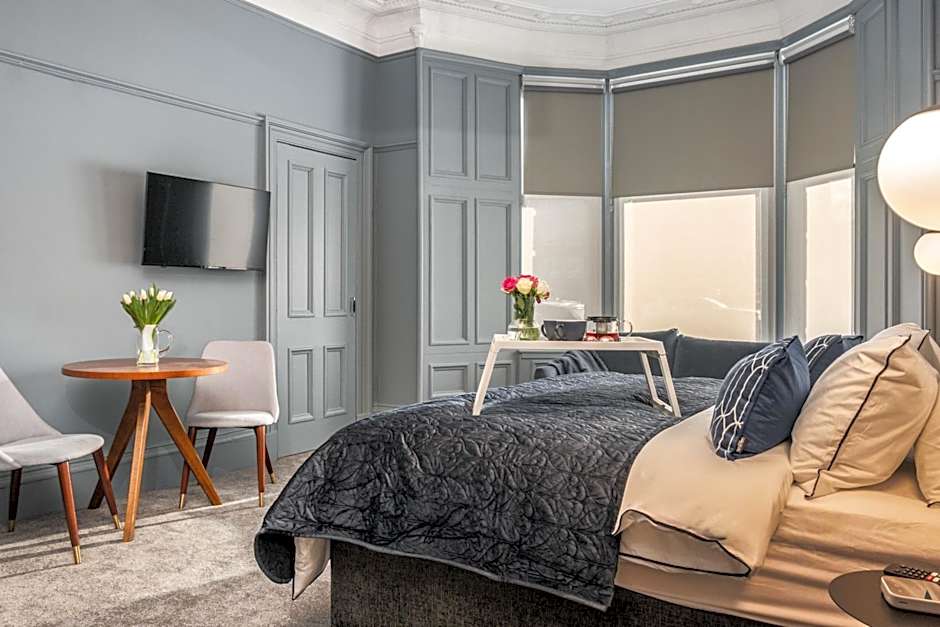 Bluebell Studio Glasgow Airport